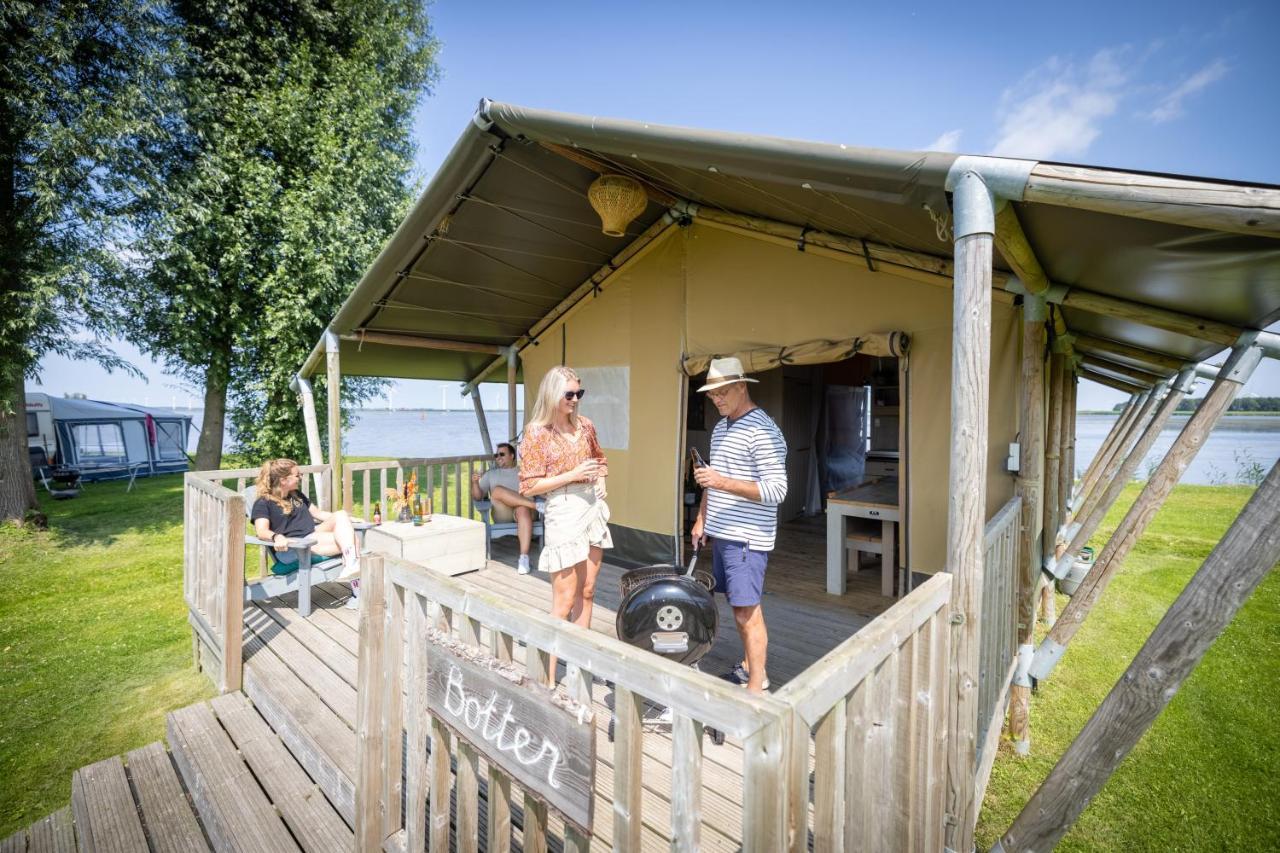 Jachthaven Nieuwboer Bunschoten Exterior foto