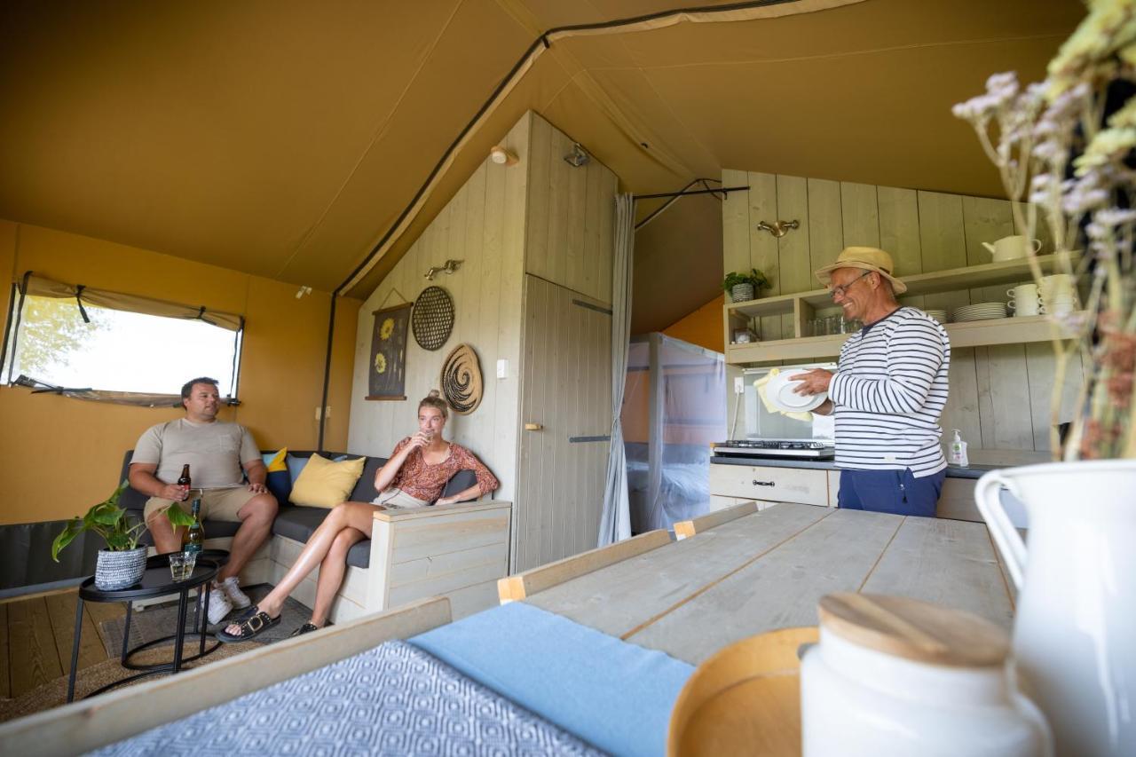 Jachthaven Nieuwboer Bunschoten Exterior foto
